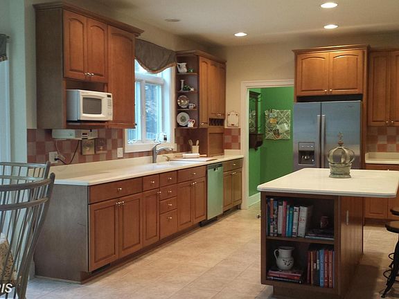4th image of 2157 Bonaventure Dr