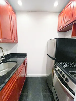 Rented by Urban Real Estate Inc | media 43