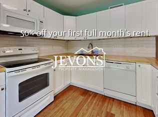 14706 122nd Pl NE, Kirkland, WA 98034