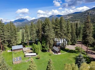 887 Wolf Creek Rd, Winthrop, WA 98862