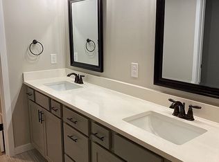 3489 Division St, Enumclaw, WA 98022