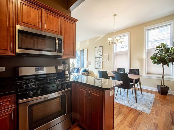 5th image of 1612 W 17th St