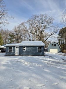 6215 Beech Dr, Lake, MI, 48632
