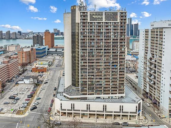 2nd image of 150 Park St W #1910