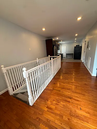 537 S Clinton St #1 Photo 1 537 S Clinton St #1 Photo 1