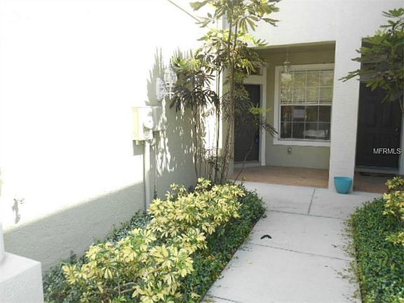 2nd image of 2244 Park Crescent Dr