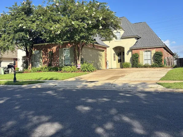 8946 Foxgate Dr, Baton Rouge, LA 70809