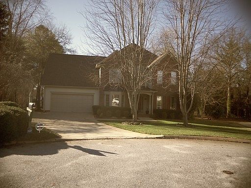 5th image of 109 Thorn Hill Ct