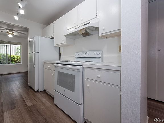 2nd image of 9903 NE 124th St APT 603