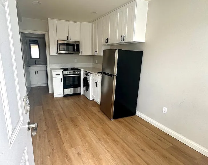 4586 Idaho Street — Photo 2