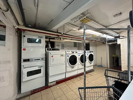 Rented by Zjama Realty Corp | media 12