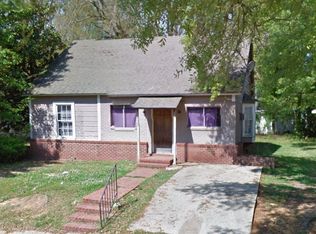1032 N 3rd Ave, Laurel, MS 39440