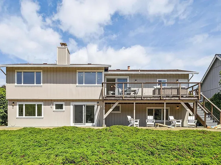 880 Chamberlain Ct — Photo 4