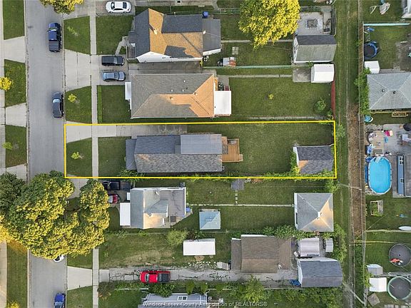 5th image of 1223 Aubin Rd