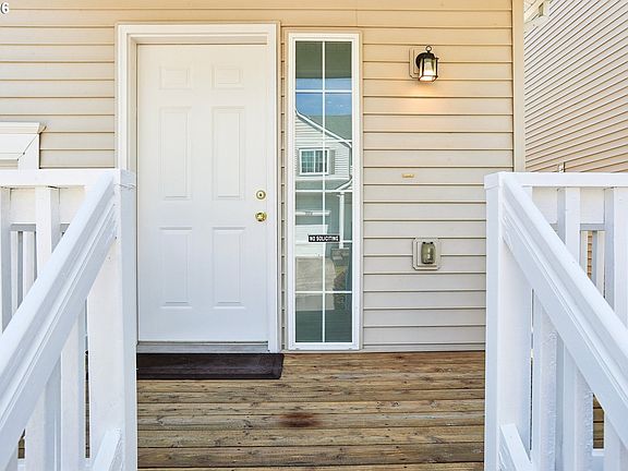 2nd image of 6546 NE Forest Ln