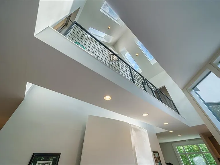 114 Lindbergh Dr NE — Photo 19