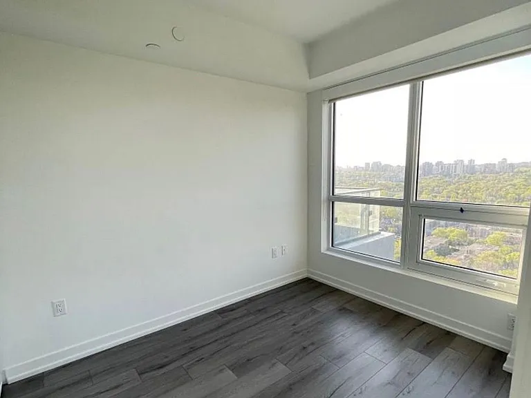395 Bloor St E #3507 — Photo 7