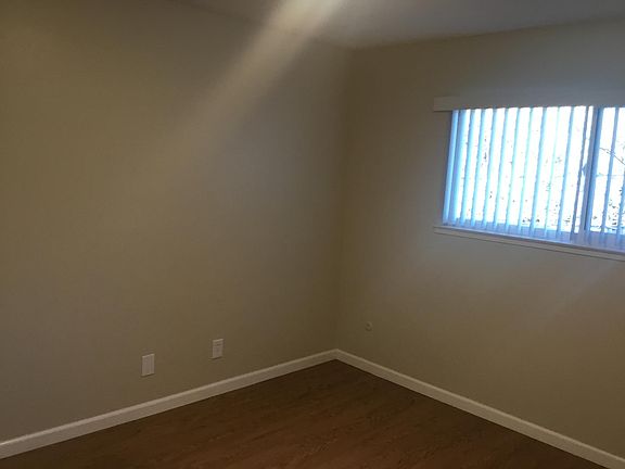 5th image of 225 Richfield Dr APT 3