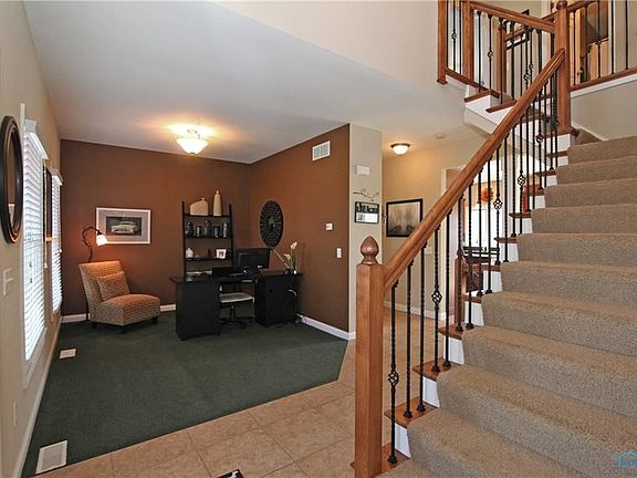 5th image of 1858 Horseshoe Bend Dr