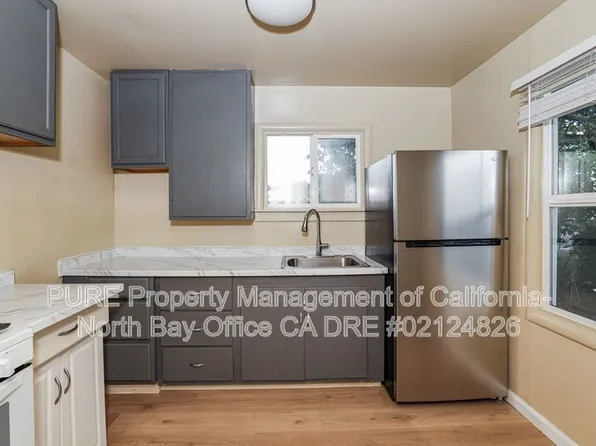 314 Cooper Ln, Ukiah, CA 95482