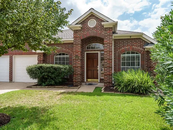 20407 Garden Falls Ct, Cypress, TX 77433
