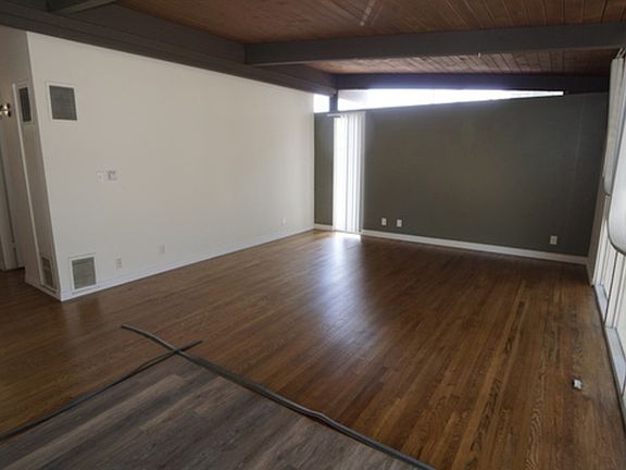 5th image of 3330 S Sepulveda Blvd APT 6