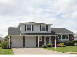 259 Wayside Dr, Depew, NY