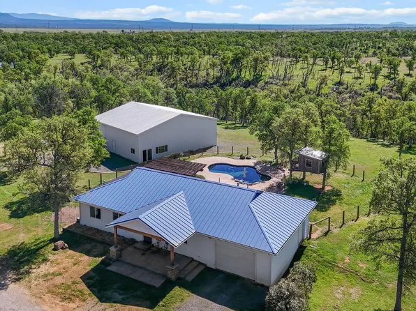 22989 Antler Rd, Millville, CA 96062