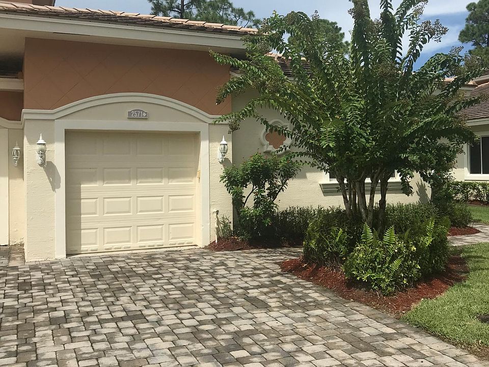 1st image of 2571 Stockbridge Sq SW