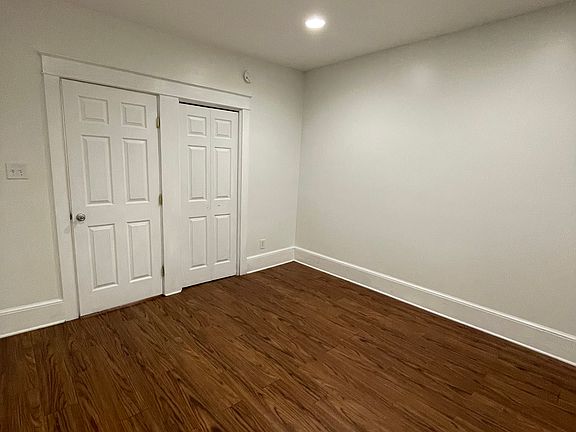 5th image of 234 E Ross St Unit 1