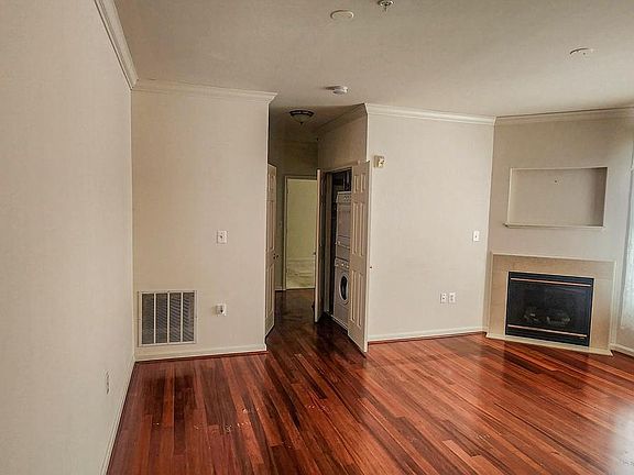 2nd image of 1599 Homeland Dr Unit 3E
