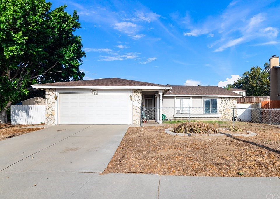 1st image of 5922 N Cassandra Dr