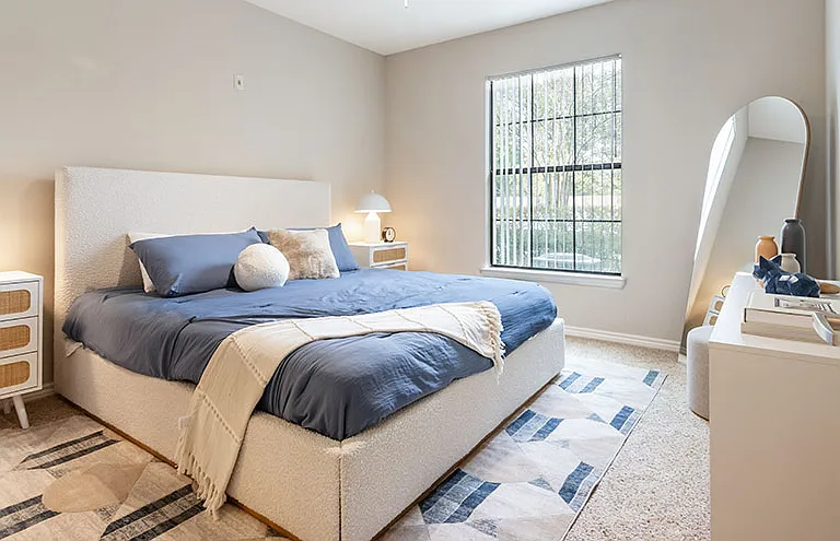 Bristol Place Apartment Homes — Photo 6