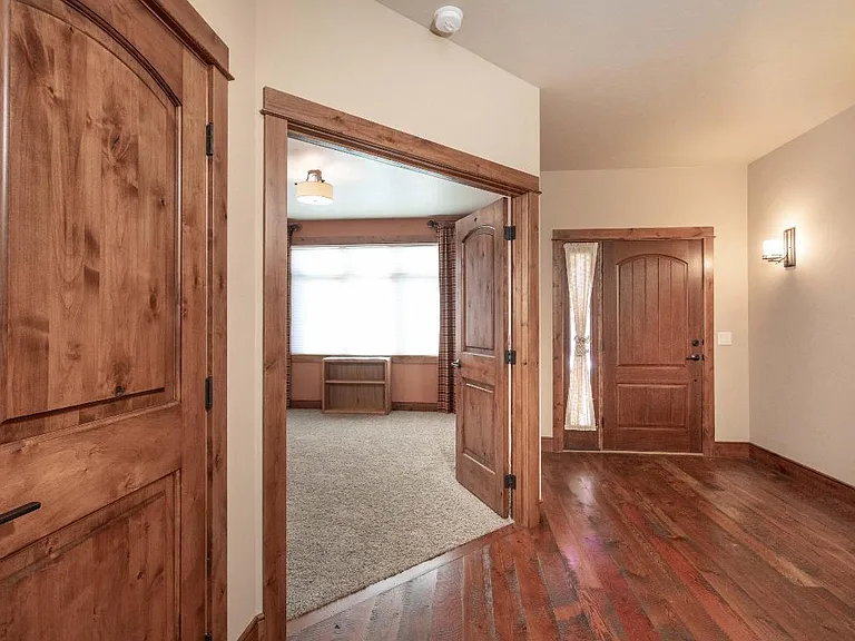 2 Granite Springs Trl — Photo 3
