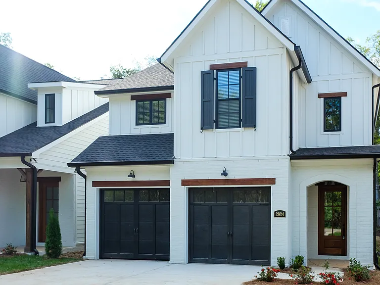 2824 Valley Rd — Photo 1