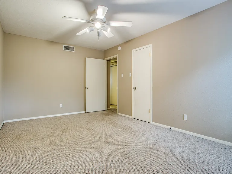 5937 E University Blvd #227 — Photo 9