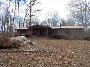 225 Turkey Trot Ln, Gold Hill, NC 28071