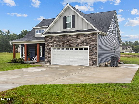 3rd image of 931 Lendy Drive
