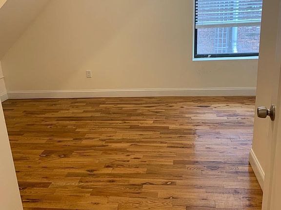 4th image of 210 Market St #301