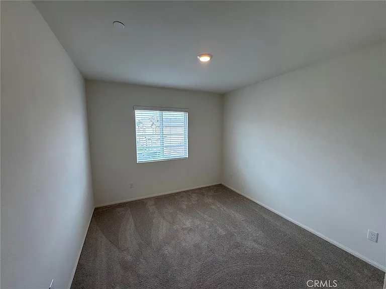 27548 Luna Ave — Photo 15