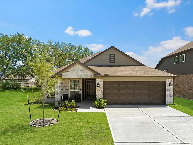 11714 Glossy Oak Ln — Photo 2