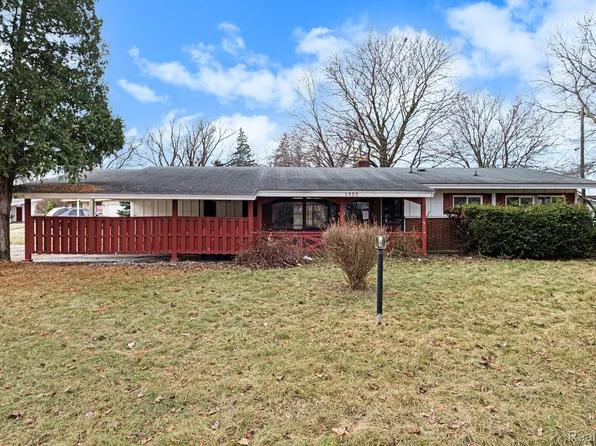 1935 Penbrook Ln, Flint, MI 48507