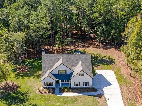 4th image of 205 Barnett Ln