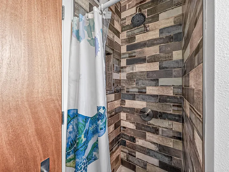 16618 Bermuda Way — Photo 14