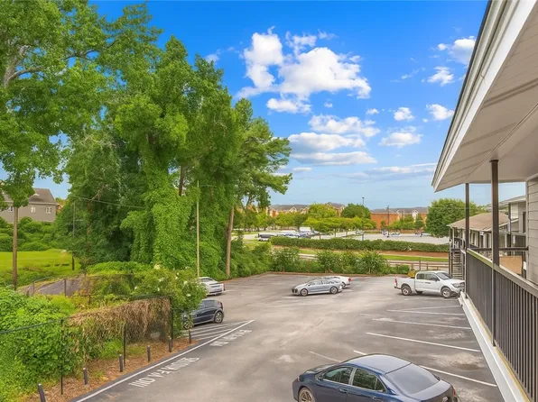 634 W Magnolia Ave APT 319, Auburn, AL 36832