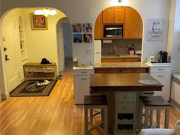 4th image of 69-09 108th St #311