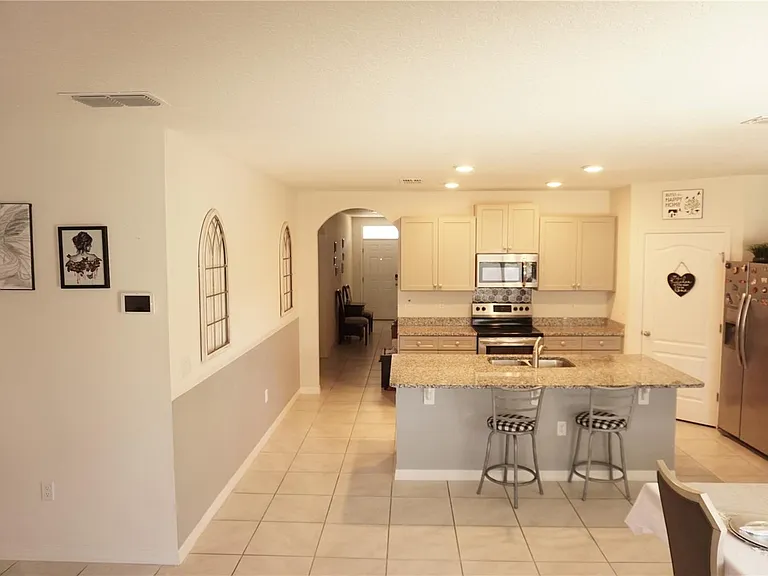376 Tanglewood Dr — Photo 9
