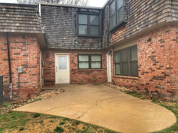 3rd image of 7201 Montague Dr