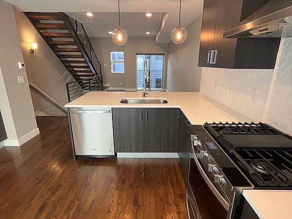 4th image of 2856 N Hazel Ct