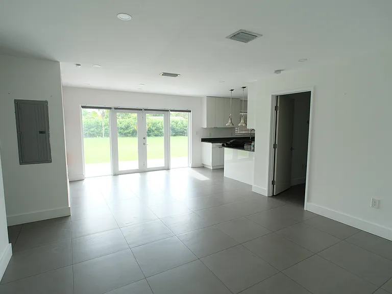 Living/Dining Room (Open Floor Plan)